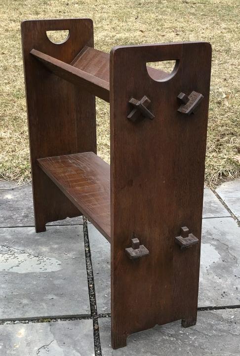 GUSTAV STICKLEY # 74 V - TROUGH BOOKRACK (1 of 4)