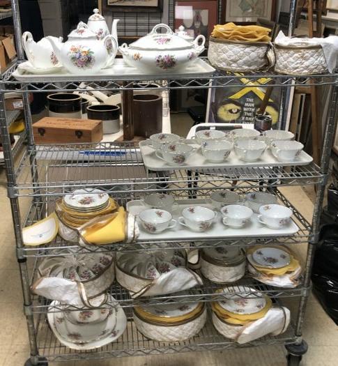 LARGE LOT COALPORT CHINA, FROM ESTATE IN ELLENVILLE, (1 of 10)