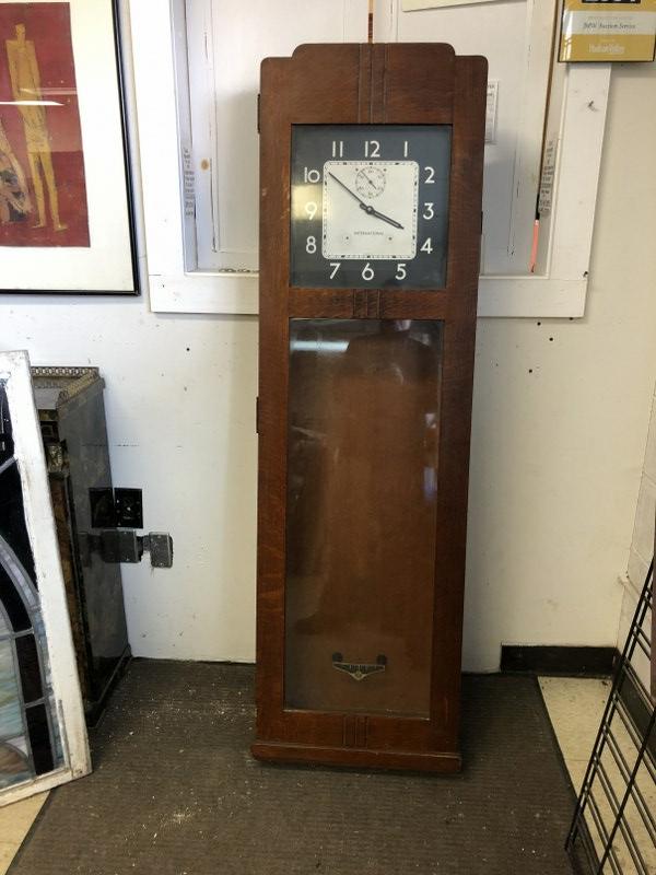 LARGE OAK INTERNATIONAL INDUSTRIAL COMMERCIAL CLOCK, (1 of 4)