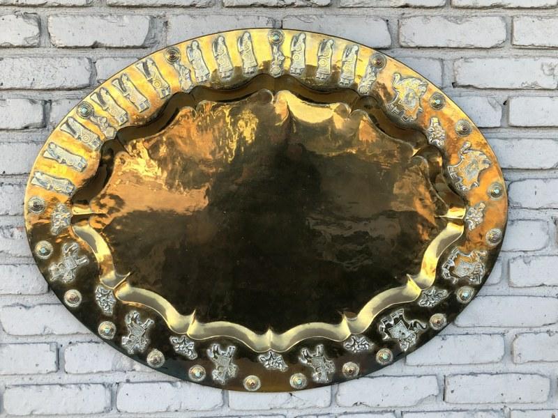 LARGE BRASS TRAY-CHARGER, WITH FIGURES AROUND THE (1 of 6)