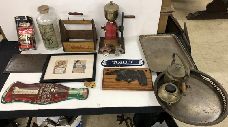 MISC. ESTATE LOT INCLUDING COCA COLA, REPRODUCTION (1 of 7)
