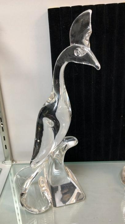 STEUBEN GLASS BIRD FIGURE, SIGNED, VERY NICE CONDITION, (1 of 2)