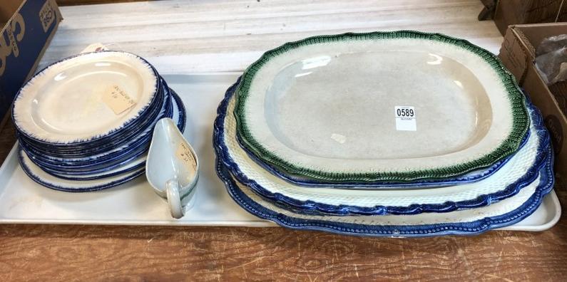 ESTATE LOT OF CERAMIC PLATTERS AND PLATES, OVERALL GOOD (1 of 4)