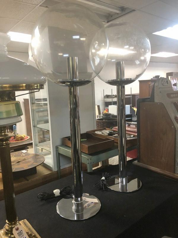 PR. MID CENTURY SONNEMAN CHROME TABLE LAMPS WITH CLEAR (1 of 5)