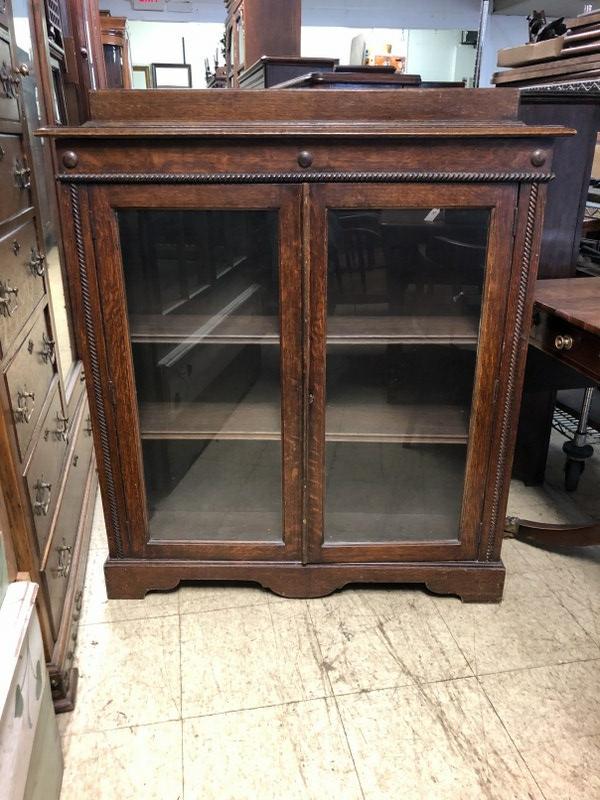 QUARTER SEWN OAK BOOKCASE, MEASURES 39" W X 45" H TO (1 of 1)