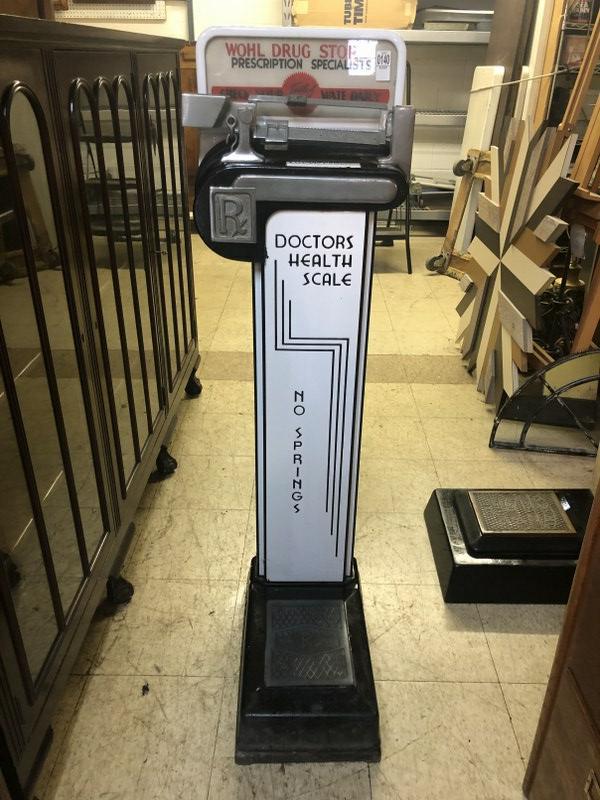 COIN-OP DOCTORS HEALTH SCALE WITH ADVERTISING TOP, WOHL (1 of 6)