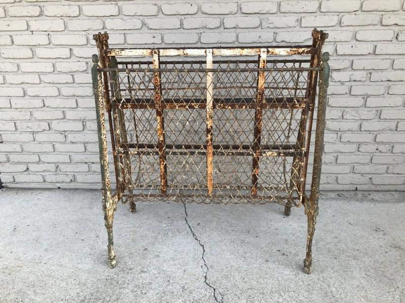 IRON CAMPAIGN BED, RUSTY WHITE & GREEN FINISH, OPENS (1 of 3)