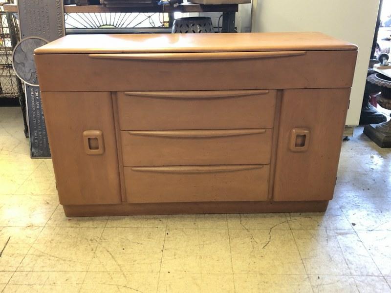 HEYWOOD WAKEFIELD MID CENTURY SERVER, ESTATE FOUND (1 of 1)