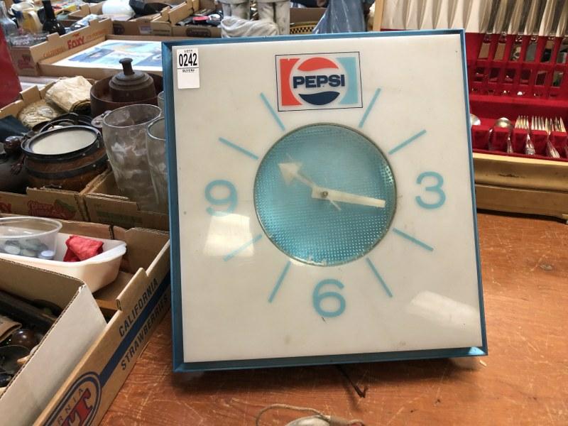 PEPSI WALL CLOCK, CORD IS CUT, MEASURES 17" X 15": PEPSI WALL CLOCK, CORD IS CUT, MEASURES 17" X 15"