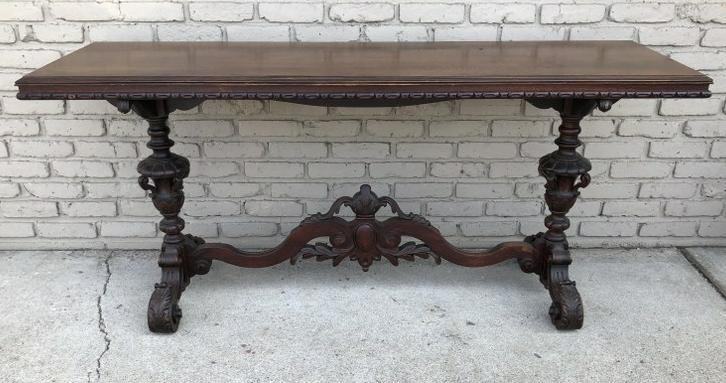 VERY NICE CARVED WALNUT LIBRARY TABLE FROM PROVIDENCE (1 of 4)