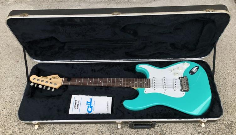 G & L LEGACY ELECTRIC GUITAR, SEAFOAM GREEN, IN VERY (1 of 5)