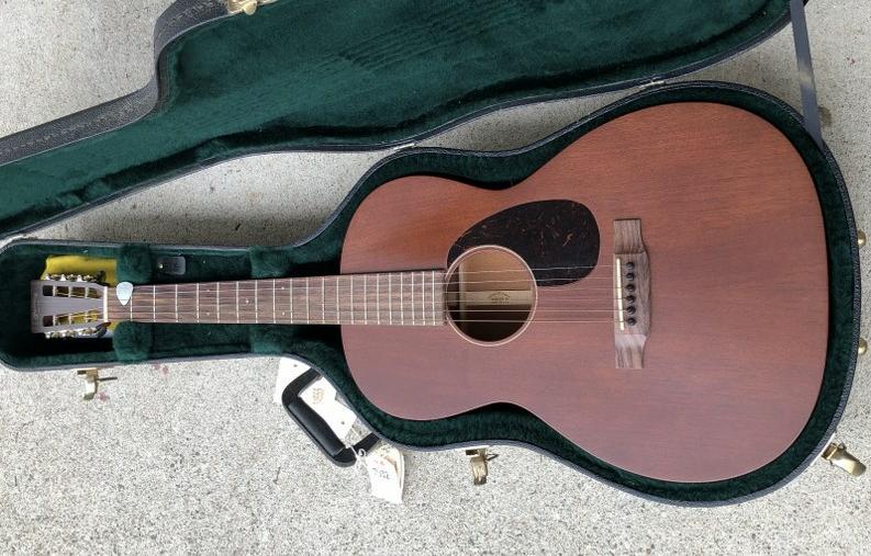 MARTIN CUSTOM ACOUSTIC GUITAR, MAHOGANY, IN HARD CASE, (1 of 10)