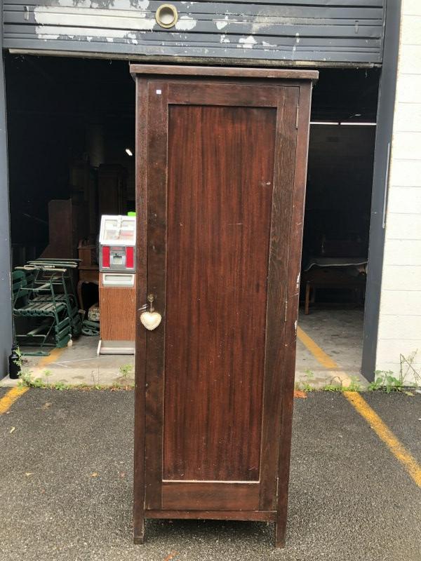MAHOGANY 1 DOOR CABINET, STRUCTURALLY SOUND CONDITION,: MAHOGANY 1 DOOR CABINET, STRUCTURALLY SOUND CONDITION, MEASURES 76" H X 17" DEEP X 25.5" W