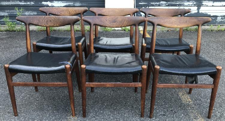 6 OAK HANS WEGNER DINING CHAIRS IN AS FOUND ESTATE (1 of 4)