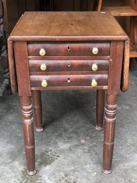 EMPIRE MAHOGANY 2 DRAWER DROPLEAF TABLE, WEAR TO (1 of 3)