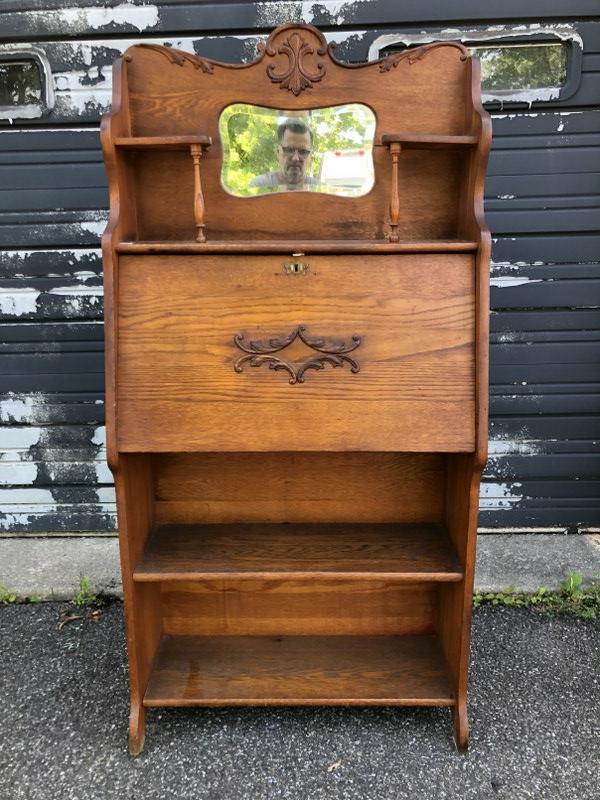 OAK LARKIN DESK W/PULL DOWN, FROM LOCAL ESTATE,: OAK LARKIN DESK W/PULL DOWN, FROM LOCAL ESTATE, MEASURES 62" H X 30.5" W, STRUCTURALLY SOUND CONDITION