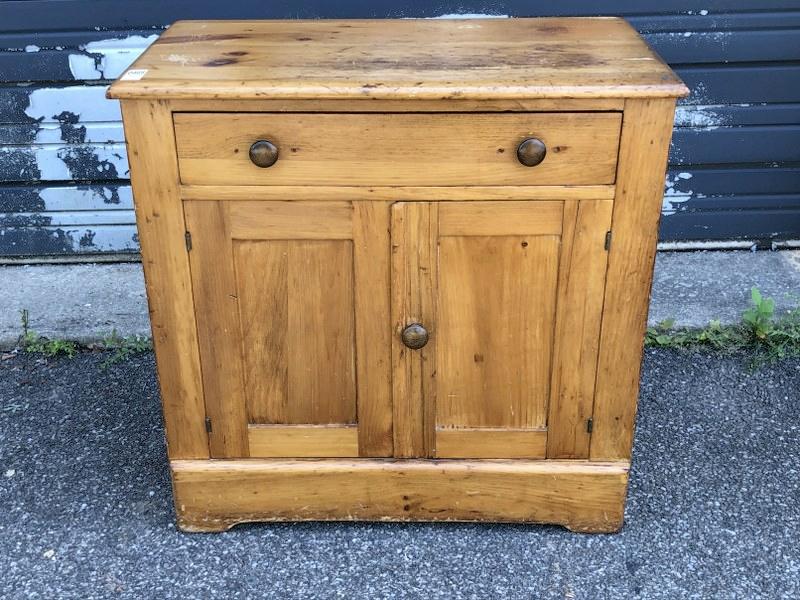 PINE COUNTRY WASHSTAND, MEASURES 29" W X 16" DEEP X 29" (1 of 1)