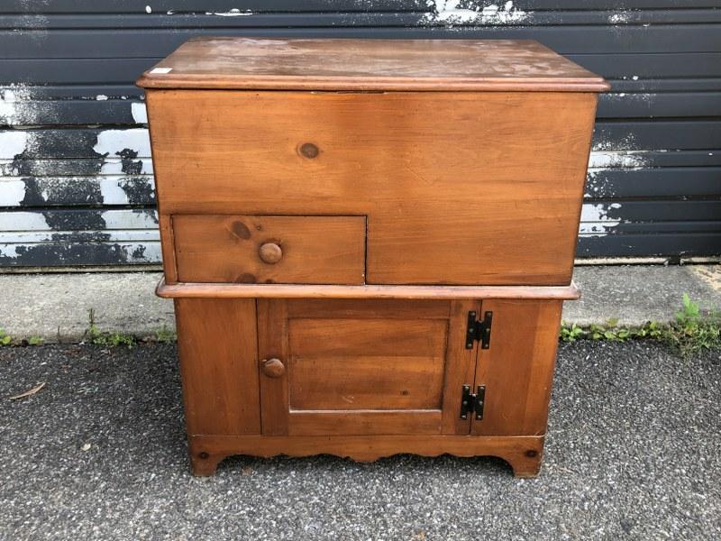 PINE COUNTRY LIFT TOP WASHSTAND, GOOD CONDITION, (1 of 3)