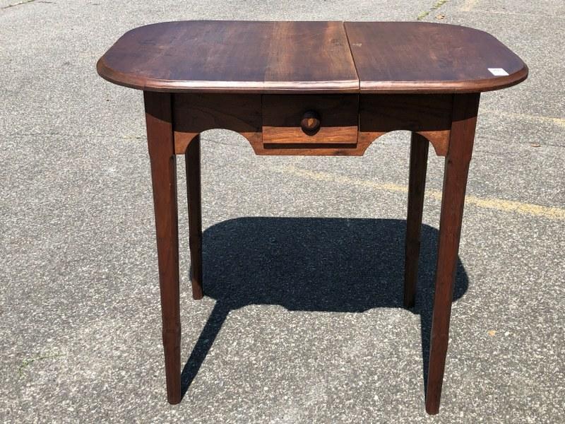 WALNUT 1 DRAWER STAND, SPLIT IN TOP, TABLE MEASURES 23" (1 of 3)