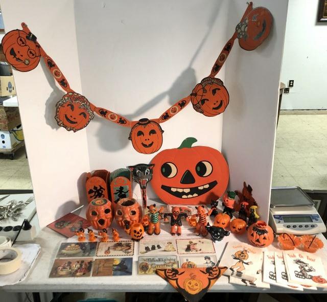 LARGE VINTAGE HALLOWEEN COLLECTION FROM LOCAL ESTATE, (1 of 10)