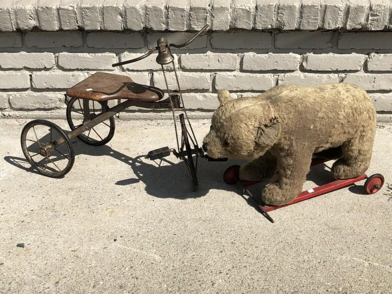OLD AS-IS TRICYCLE AND STUFFED BEAR ON WHEELS, AS (1 of 1)