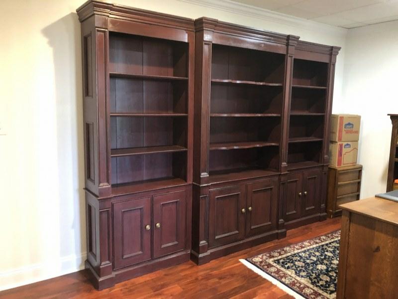 THREE-SECTION PAINTED PINE BOOKCASE FROM FINE DUTCHESS (1 of 2)