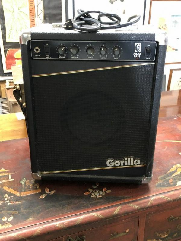 GORILLA GB-30 BASS AMP IN NICE CONDITION, FROM WOMAN (1 of 4)