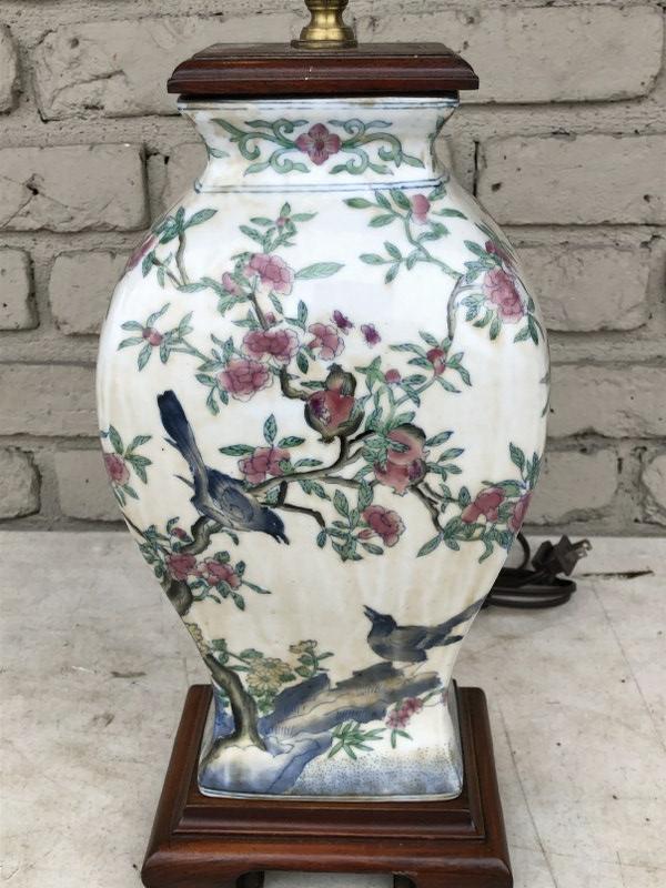 NICE ASIAN CERAMIC TABLE LAMP, CONVERTED FROM VASE, (1 of 4)