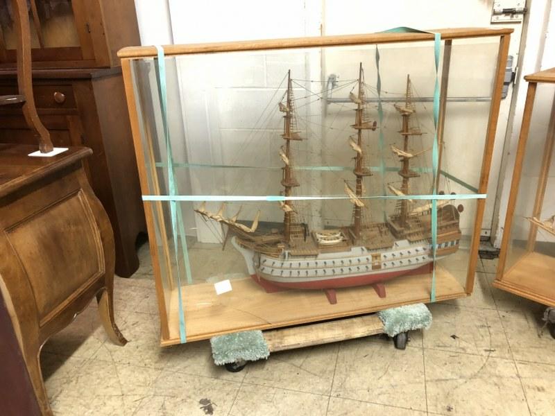 Large H.m.s. Victory Model Ship In Glass Case