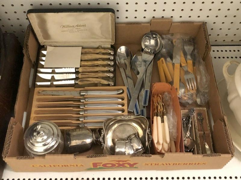 ESTATE FLATWARE, SERVING PIECES AND A LITTLE BIT OF (1 of 6)