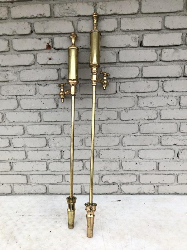 (2) OLD DOBBLER POLISHED BRASS BEER OR BEVERAGE TAPS, (1 of 4)
