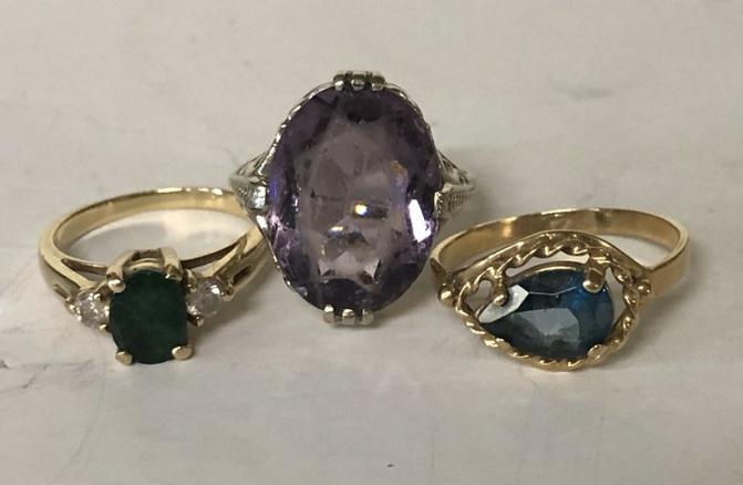 (3) 14K ESTATE LADIES RINGS INCL. AMETHYST (?) IN WHITE (1 of 7)