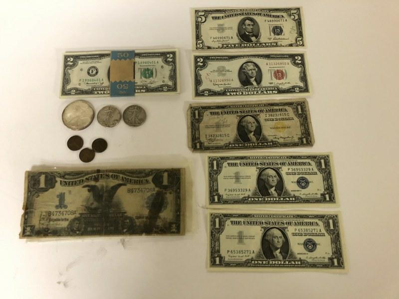 MISC. ESTATE CURRENCY LOT INCLUDES (25) UNCIRCULATED $2 (1 of 7)
