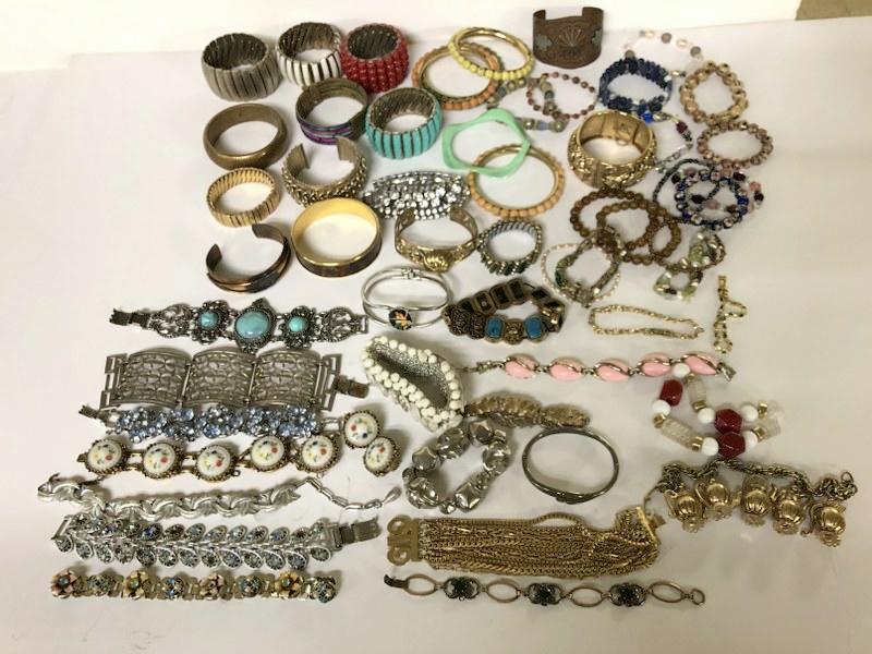 Lot - WENDY GELL AND VINTAGE COSTUME JEWELRY