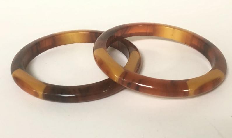 BAKELITE (2) BAKELITE BRACELETS FROM A ONE OWNER (1 of 2)