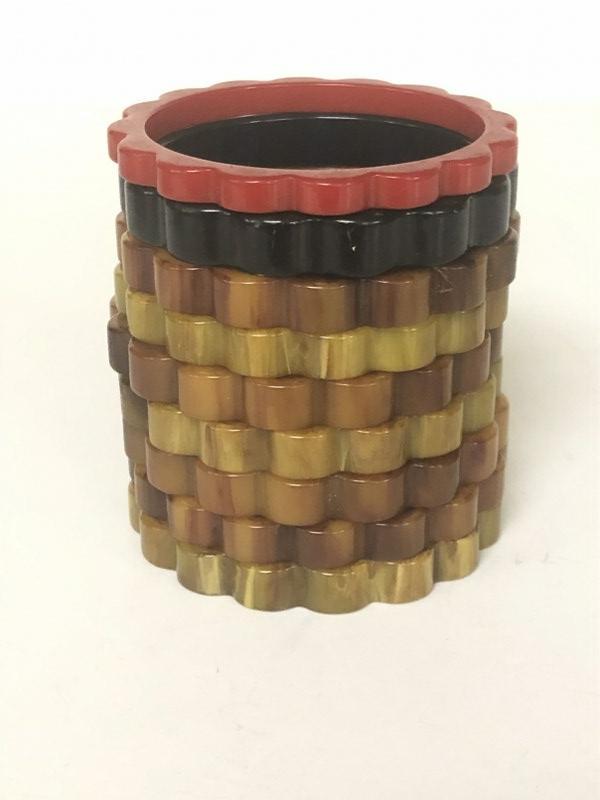 BAKELITE (9) BAKELITE BRACELETS FROM A ONE OWNER (1 of 4)