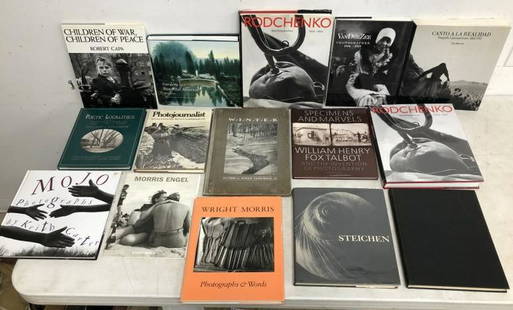 LOT OF 15 PHOTOGRAPHY BOOKS FROM THE ESTATE OF HOWARD: LOT OF 15 PHOTOGRAPHY BOOKS FROM THE ESTATE OF HOWARD DAITZ. THESE BOOKS EACH FEATURE A SINGLE PHOTOGRAPHER, INCLUDING DAVID OCTAVIUS HILL, EDWARD STEICHEN, KEITH CARTER, WILLIAM HENRY FOX TALBOT, JIM