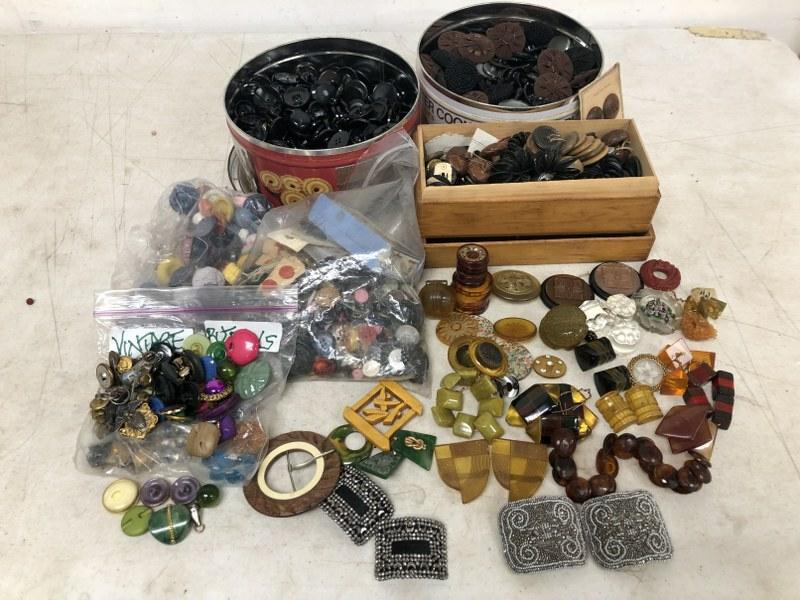 LOT VINTAGE BUTTONS, INCL. NEW OLD STOCK, SOME (1 of 9)