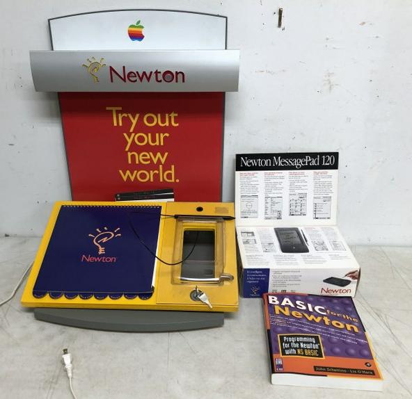 APPLE NEWTON MESSAGE PAD 120 IN BOX WITH RETAIL (1 of 8)
