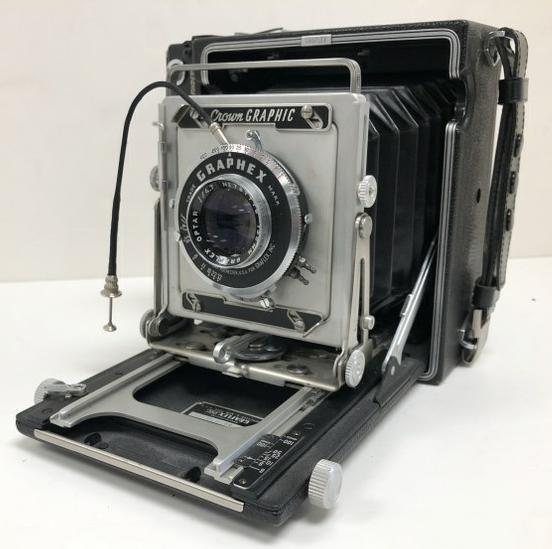 GRAPHEX CROWN GRAPHIC 4 X 5 CAMERA WITH 135 MM LENS, (1 of 7)