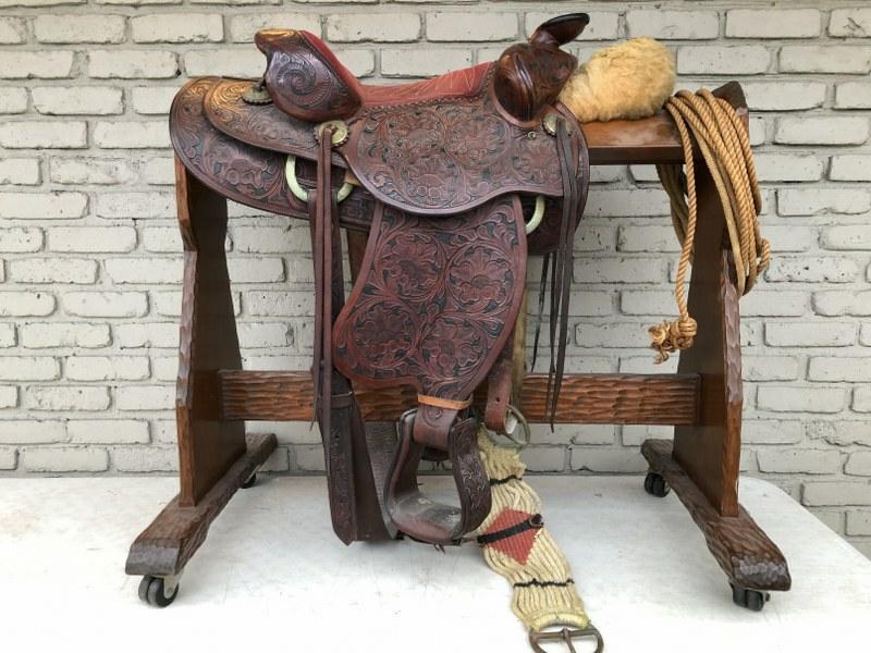 WONDERFUL HAND MADE VINTAGE NO. 531 TOOLED SADDLE MADE (1 of 9)