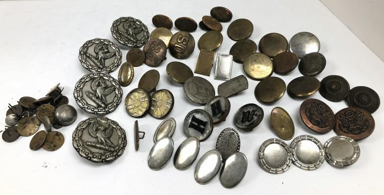 ESTATE LOT OLD HORSE BRIDAL BUTTONS FROM ESTATE OF 96 (1 of 12)