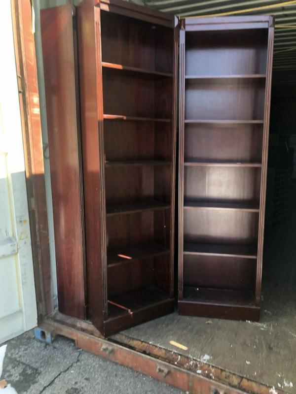 QUALITY (3) SECTION MAHOGANY BOOKCASE, FROM NICE (1 of 2)