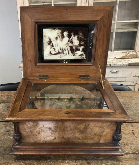 19TH C GERMAN ROSEWOOD INLAID MUSIC BOX, PLAYS 13.5" (1 of 15)