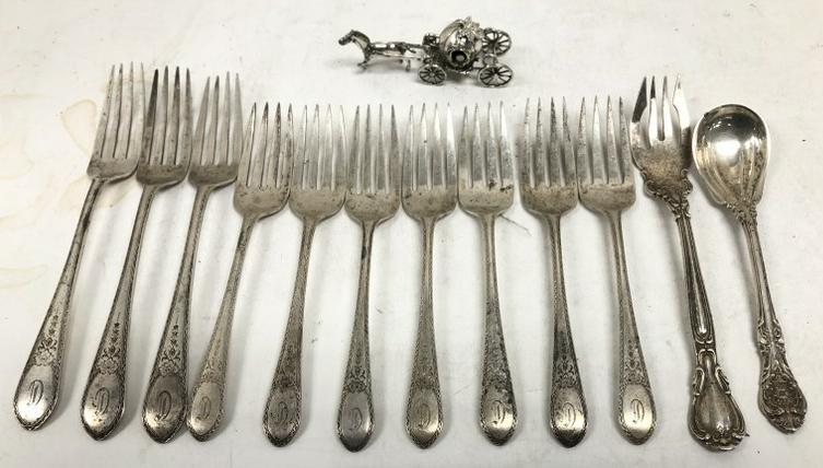 ESTATE STERLING SILVER LOT INCL. MISC. FLATWARE & 3.5" (1 of 4)