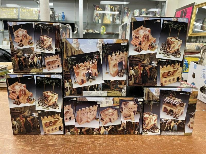 SIX KING & COUNTRY DESERT VILLAGE MINIATURES SETS WITH (1 of 16)