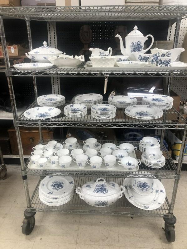 CART LOT OLDER & NEWER REPLACEMENT ROYAL WORCESTER (1 of 12)