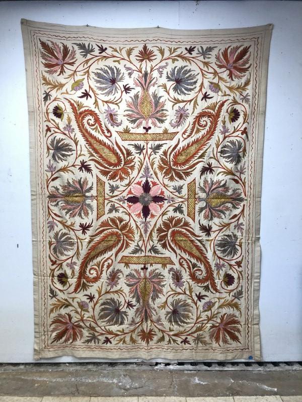 Fabulous old crewel hand made bedspread (?), from old (1 of 6)