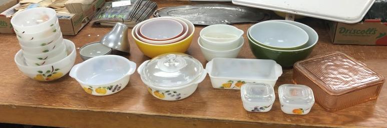 Estate lot vintage Fire King, Pyrex & pink depression (1 of 10)