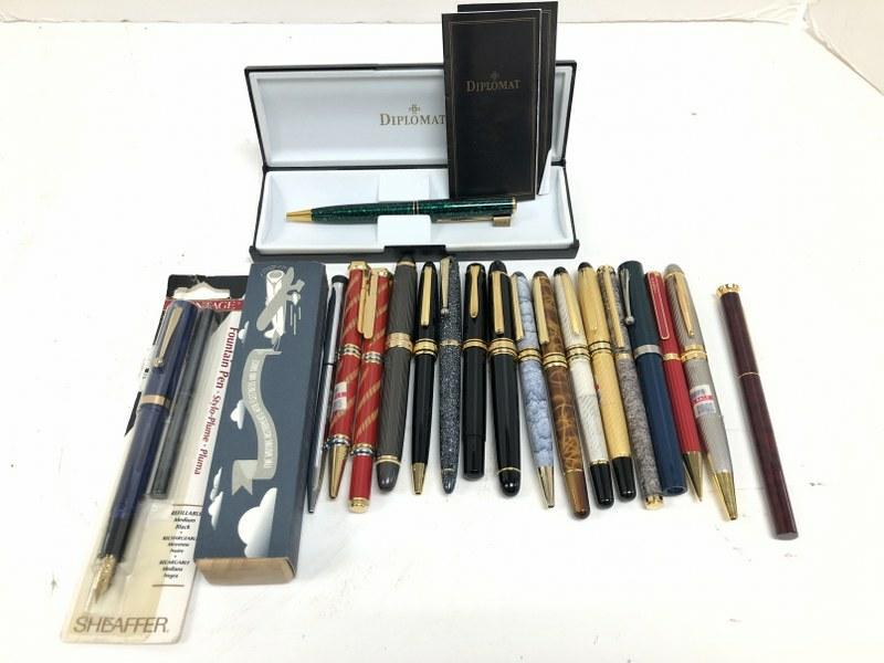 Lot of misc. mostly NOS fountain pens, ball point pens, etc. From Long Island estate of pens we are (1 of 7)